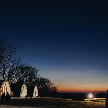 North Coast 9 Glamping Hotel Capecastle Bagian luar foto
