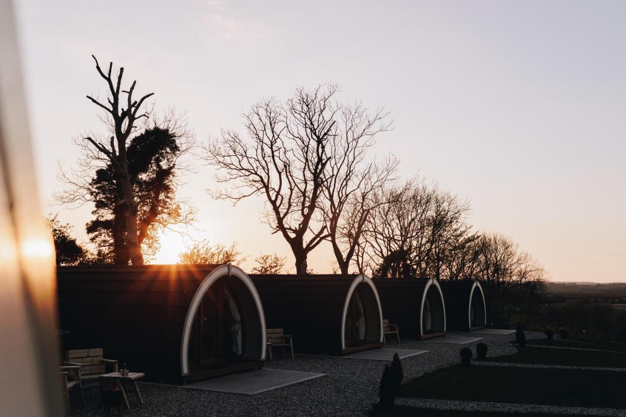 North Coast 9 Glamping Hotel Capecastle Bagian luar foto